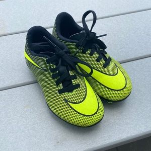 Boys Nike soccer cleats
